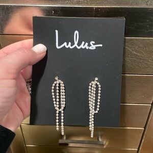 Brand new never worn pearl cluster earrings from Lulus